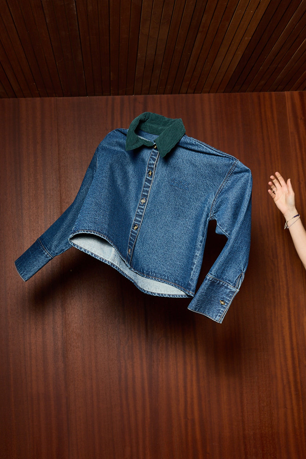 LA CAMISA CAMPERA DENIM